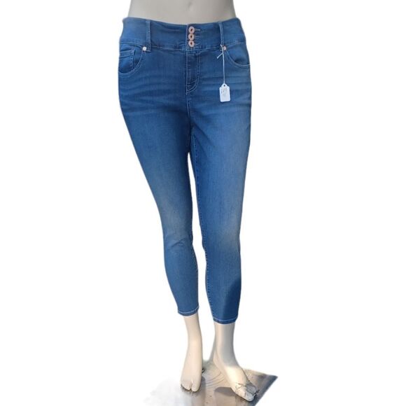 668943....Torrid Skinny Jeans Size 16XS, W34"  24"Inseam 10"Rise - Picture 2 of 6